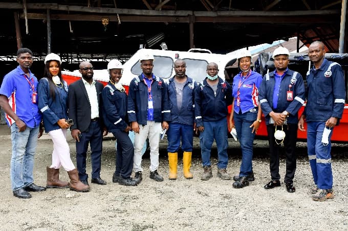 The Roshanal team at the boatyard